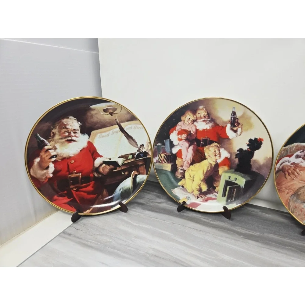 4 Vintage 90s Coca Cola Plates Franklin Mint Collectible Santa Christmas Cookies